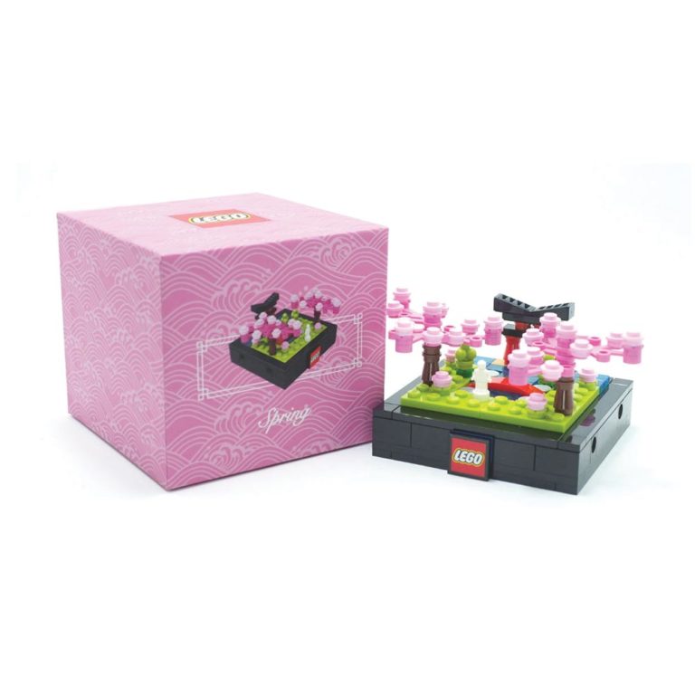 Brickly - 6307985-1 Lego Season Set Bricktober 2019 - Spring